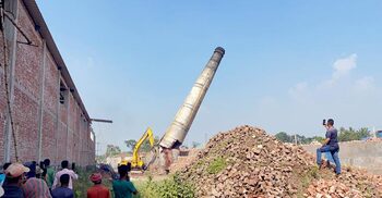 সাভারে সাত ইটভাটায় অভিযান, ১২ লাখ টাকা জরিমানা