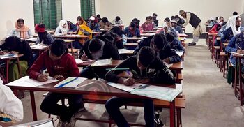 জুনিয়র বৃত্তি পরীক্ষায় গণঅভ্যুত্থান-কারফিউ নিয়ে প্রশ্ন