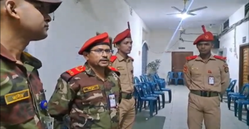 জেলা প্রশাসকের কার্যালয়ে পোস্টাল ভোট গণনায় নিরাপত্তায় বিএনসিসি রমনা রেজিমেন্ট