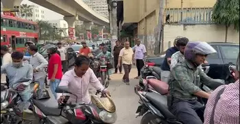 ৮ ঘন্টা লাইনে‌ দাঁড়িয়ে তেল নিবেন কিন্তু সরকারের মাথা-ব্যাথা নেই