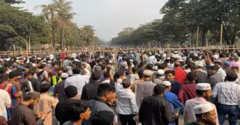 শহীদ ওসমান হাদীর জানাজায় সামিল হচ্ছেন লাখো মুসল্লি