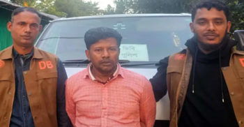 ওয়ার্কশপের আড়ালে আগ্নেয়াস্ত্র তৈরি, যুবক গ্রেফতার