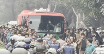 দেশবাসীর ভালোবাসায় সিক্ত তারেক রহমান, জানালেন কৃতজ্ঞতা