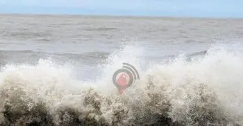 Maritime ports asked to hoist signal 3