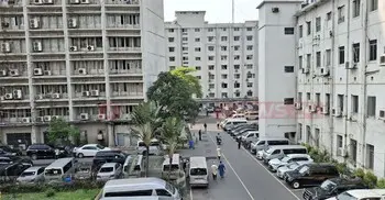 অফিসে এসে ৪০ মিনিট উপস্থিতির নিয়ম মানছেন না অনেক কর্মকর্তা   