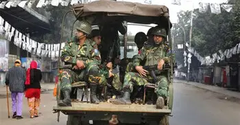 নতুন সরকারের নির্দেশনা পেলে ব্যারাকে ফিরবে সেনাবাহিনী: সেনাপ্রধান