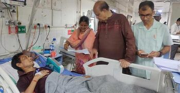 Health Minister visits city hospitals ahead of Eid vacation