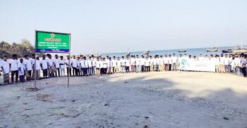 সেন্টমার্টিনে পরিচ্ছন্নতা অভিযান, দেড় টন প্লাস্টিক বর্জ্য অপসারণ