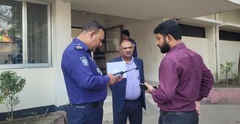 শেরপুরে টিসিবির ২৪৮ বস্তা চাল জব্দ, ডিলার আটক