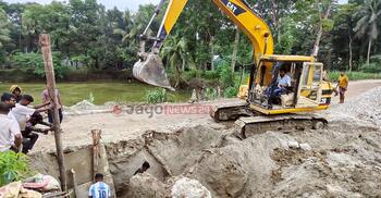 নদী-খাল-বিল নেই, তবুও হচ্ছে ১২ কোটি টাকার সেতু