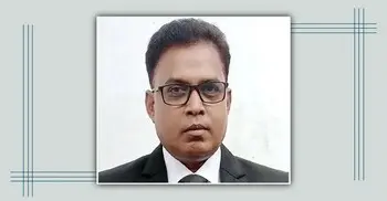 শফিনেছারের কবিতা: নিন্দিত সত্তা