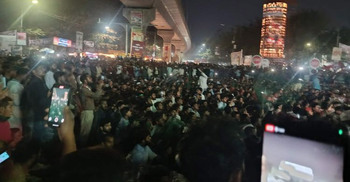 Shahbagh blocked over police attack on Inqilab Mancha activists