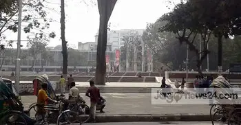 Youth shot dead near central Shaheed Minar