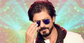 শহীদ পরিবারকে শাহরুখের স্যালুট, শান্তির ডাক দিলেন বাদশা