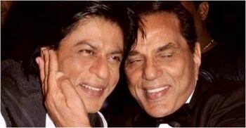 ধর্মেন্দ্রর বিদায়ে শোকে কাতর শাহরুখ