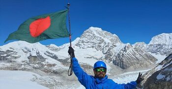 Shakil summits Everest after trekking from Cox’s Bazar