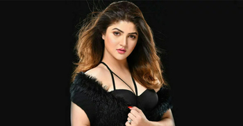 পরিবারের নতুন সদস্যের সঙ্গে পরিচয় করালেন শ্রাবন্তী