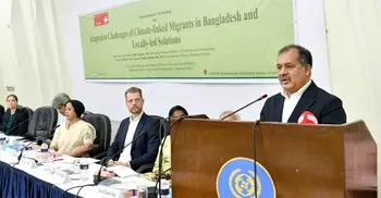 জলবায়ুজনিত অভিবাসন জননীতির একটি গুরুত্বপূর্ণ বিষয়: তথ্যমন্ত্রী