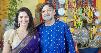 সৃজিতের সঙ্গে কে এই সুন্দরী