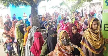 শেরপুর-৩: নারী ভোটারদের উপস্থিতি বেশি, সময় বেশি লাগায় ভোট পড়ছে কম