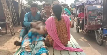 হাসপাতালে নেওয়ার পথে যানজট, ভ্যানেই প্রাণ গেলো শ্বাসকষ্টের রোগীর
