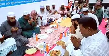 চোরাই গরু দিয়ে ইফতার, প্রবাসীর সম্পৃক্ততা নেই দাবি স্থানীয়দের