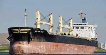 Somali pirates release hijacked Bangladeshi ship, its crews