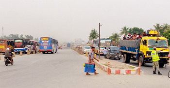 উত্তরের সড়কে এবারও স্বস্তি