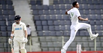 শুরুতেই কনওয়েকে ফেরালেন শরিফুল