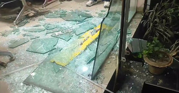 Shohag Paribahan bus counter attacked in Dhaka, several inured