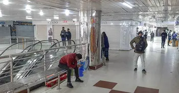 Shop owners decide 8 pm closure to conserve electricity, fuel