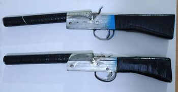 রাউজানে দুটি পাইপগান উদ্ধার