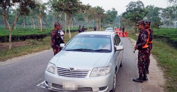 সিলেট সীমান্তে বিজিবির নিরাপত্তা জোরদার, চেকপোস্ট বসিয়ে তল্লাশি