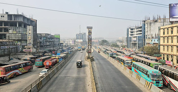 ঢাকা-চট্টগ্রাম মহাসড়কে চাপ কমেছে ঘরমুখো মানুষের