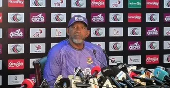 ‘এখন আর কিছুতেই অবাক হই না’, বারবার বিসিবি সভাপতি বদল প্রসঙ্গে সিমন্স