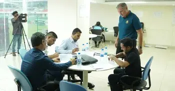 ম্যাচ রেফারিদের সক্ষমতা বৃদ্ধির লক্ষ্য সাইমন টফেলের