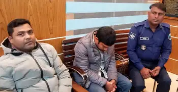 সিরাজগঞ্জে ডিভাইসসহ পরীক্ষার্থী আটক