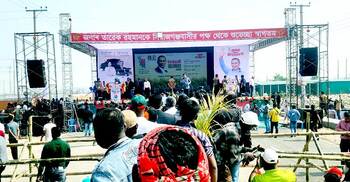 ২০ বছর পর সিরাজগঞ্জে তারেক রহমান, প্রস্তুত জনসভার মঞ্চ