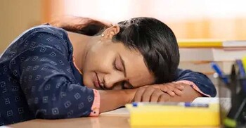 ঘুমে ব্যাঘাত হলে হরমোনে যে প্রভাব পড়তে পারে