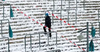 তীব্র তুষারপাতে জার্মানিতে স্থগিত বুন্দেসলিগার দুটি ম্যাচ