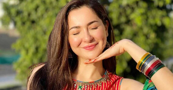 শরতে ব্লাশ ছাড়াই গালে পাবেন গোলাপি আভা