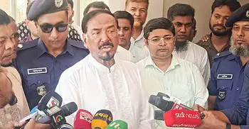 অন্তর্বর্তী সরকার হামের টিকা দেশে না আনায় অনেক শিশু মারা গেছে