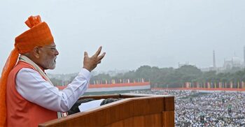 স্বাধীনতা দিবসে ১০৩ মিনিটের ভাষণ দিয়ে রেকর্ড গড়লেন মোদী