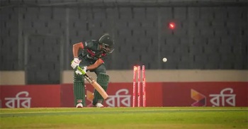 Bangladesh suffer crushing defeat to Pakistan in 2nd ODI