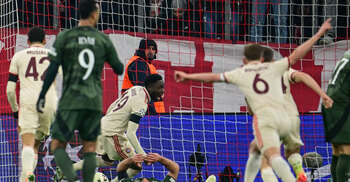 Bayern score late to see off Celtic in Champions League