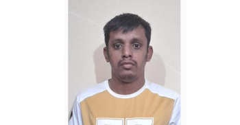 সমন্বয়ক পরিচয়ে ভূমি অফিস ঘেরাও করে ভাঙচুরের হুমকি