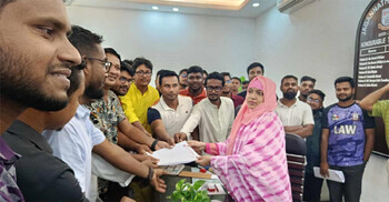 নিষিদ্ধ ছাত্রলীগের ৪২১ সদস্যের বিরুদ্ধে জবি ছাত্রদলের স্মারকলিপি