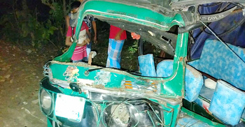 বগুড়ায় অটোরিকশা-মোটরসাইকেল সংঘর্ষে কলেজছাত্র নিহত