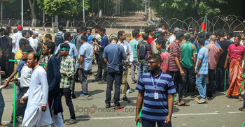 Students occupy Dhanmondi 32