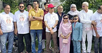 চাঁদপুর যাবেন প্রধানমন্ত্রী, একঝলক দেখতে নারায়ণগঞ্জের সড়কে নেতাকর্মীরা
